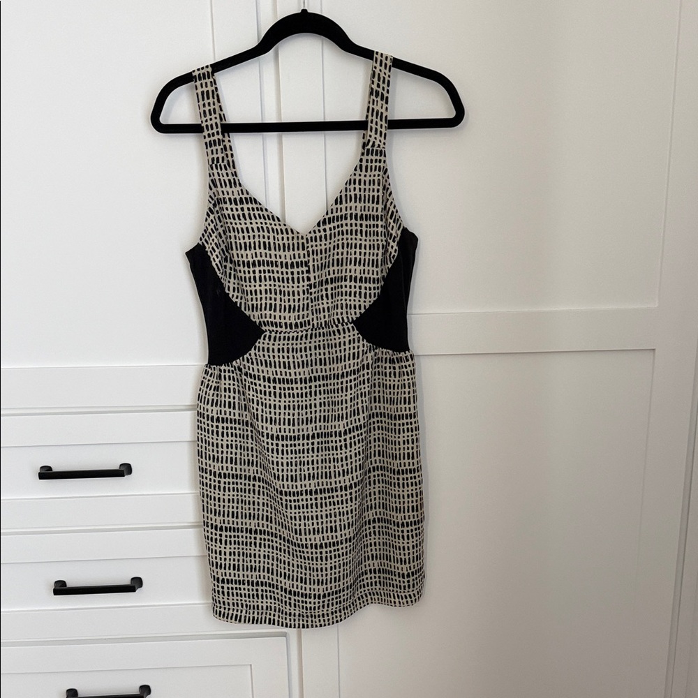 Bar III Black and White Printed Mini Sheath Dress